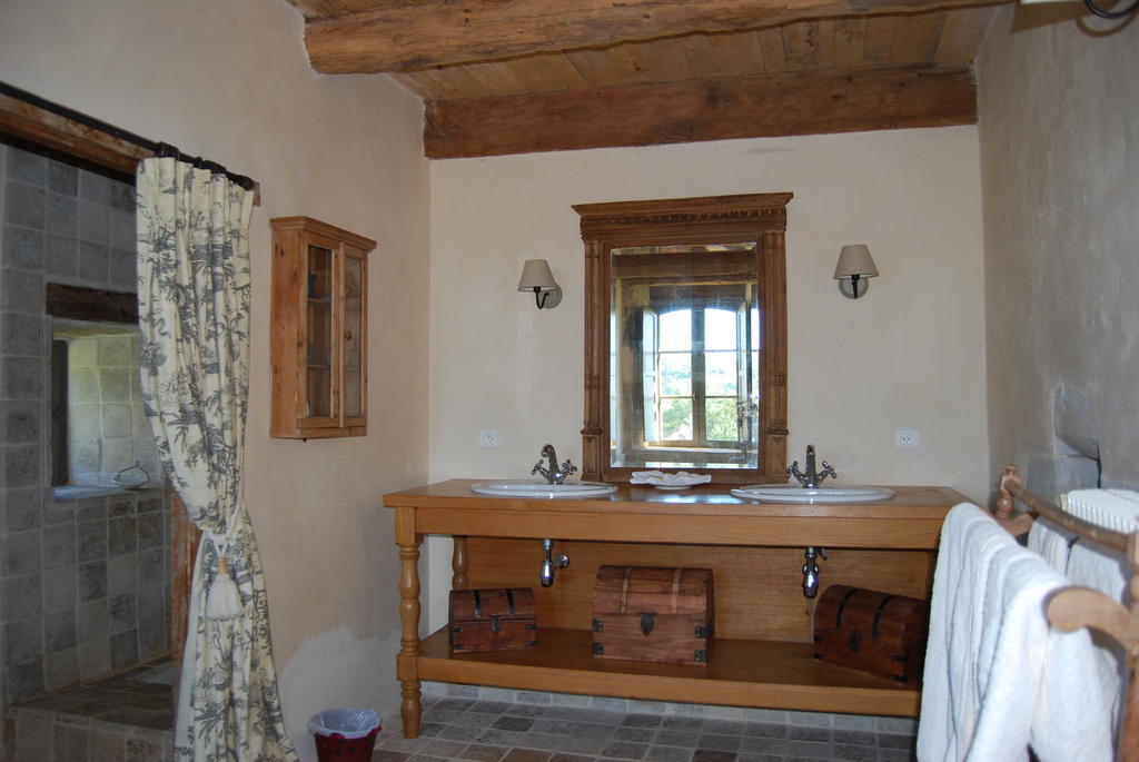 Bed and Breakfast Mas De Garrigue Calvignac Экстерьер фото